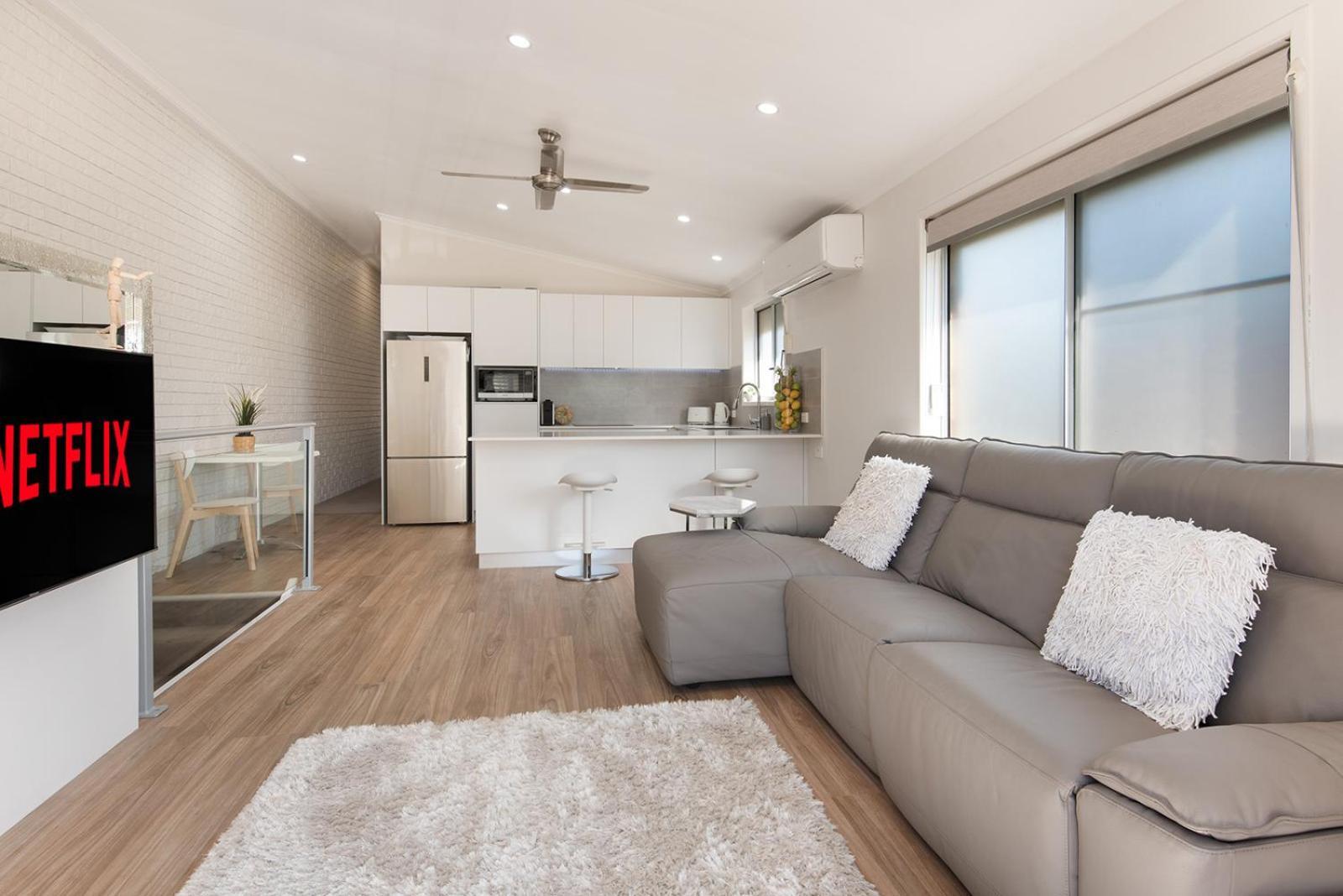 Apartment Modern & Convenient