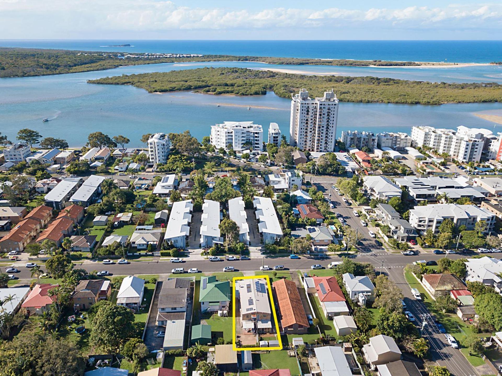 Modern & Convenient Apartment Maroochydore