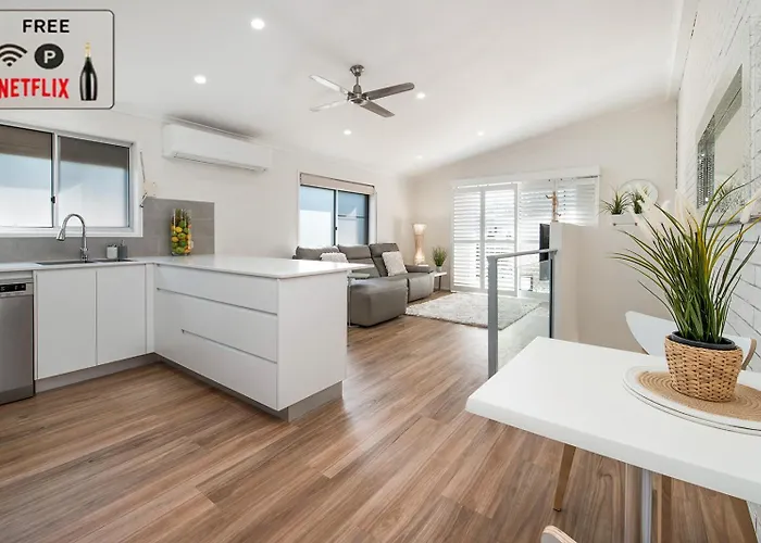 Modern & Convenient Apartment