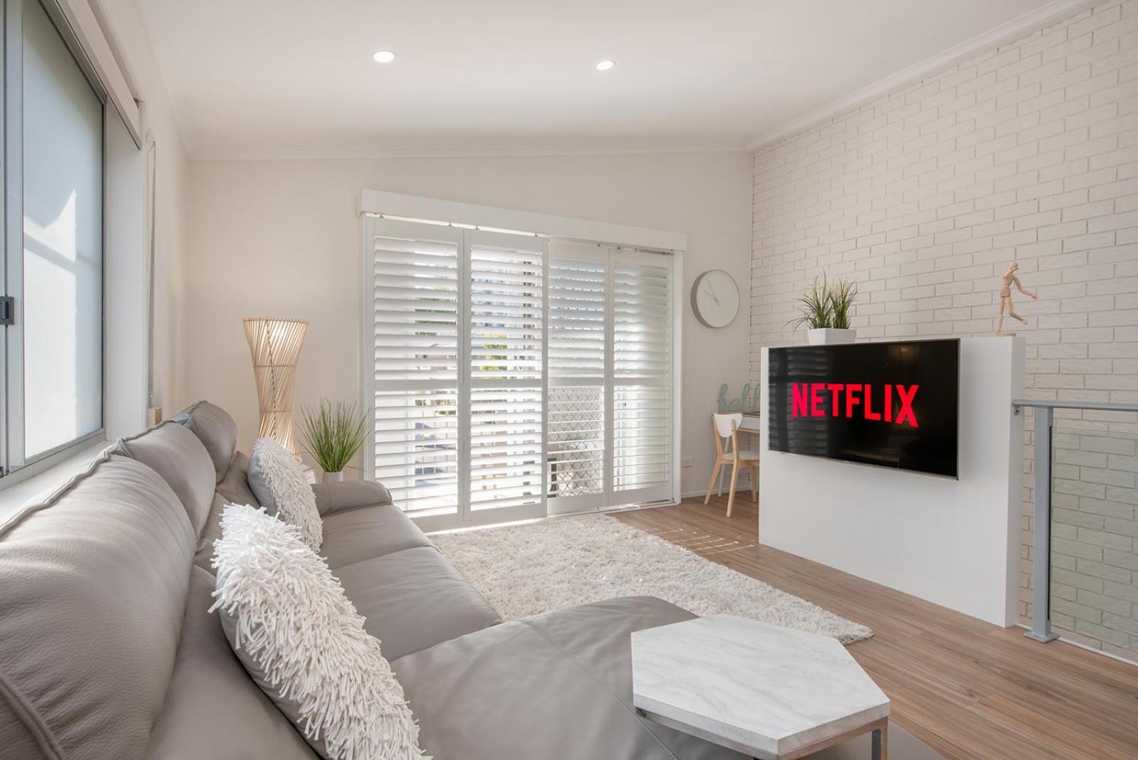 Modern & Convenient * Maroochydore